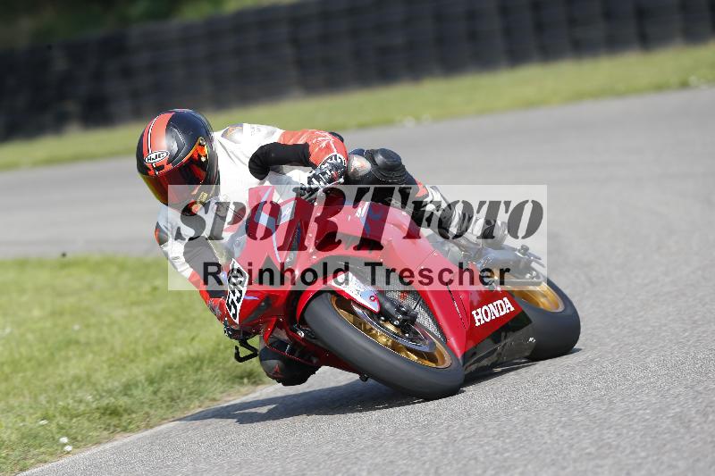 /45 10.08.2025 Plüss Moto Sport ADR/Freies Fahren/555
